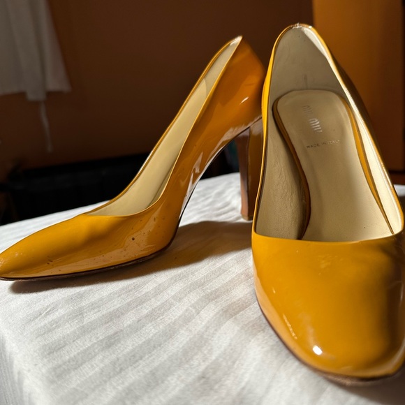 AUTHENTIC MIU MIU 🥰 YELLOW PATENT LEATHER HEEL PUMPS SIZE 39 🥳 8.5 y2k Barbie - Picture 4 of 11